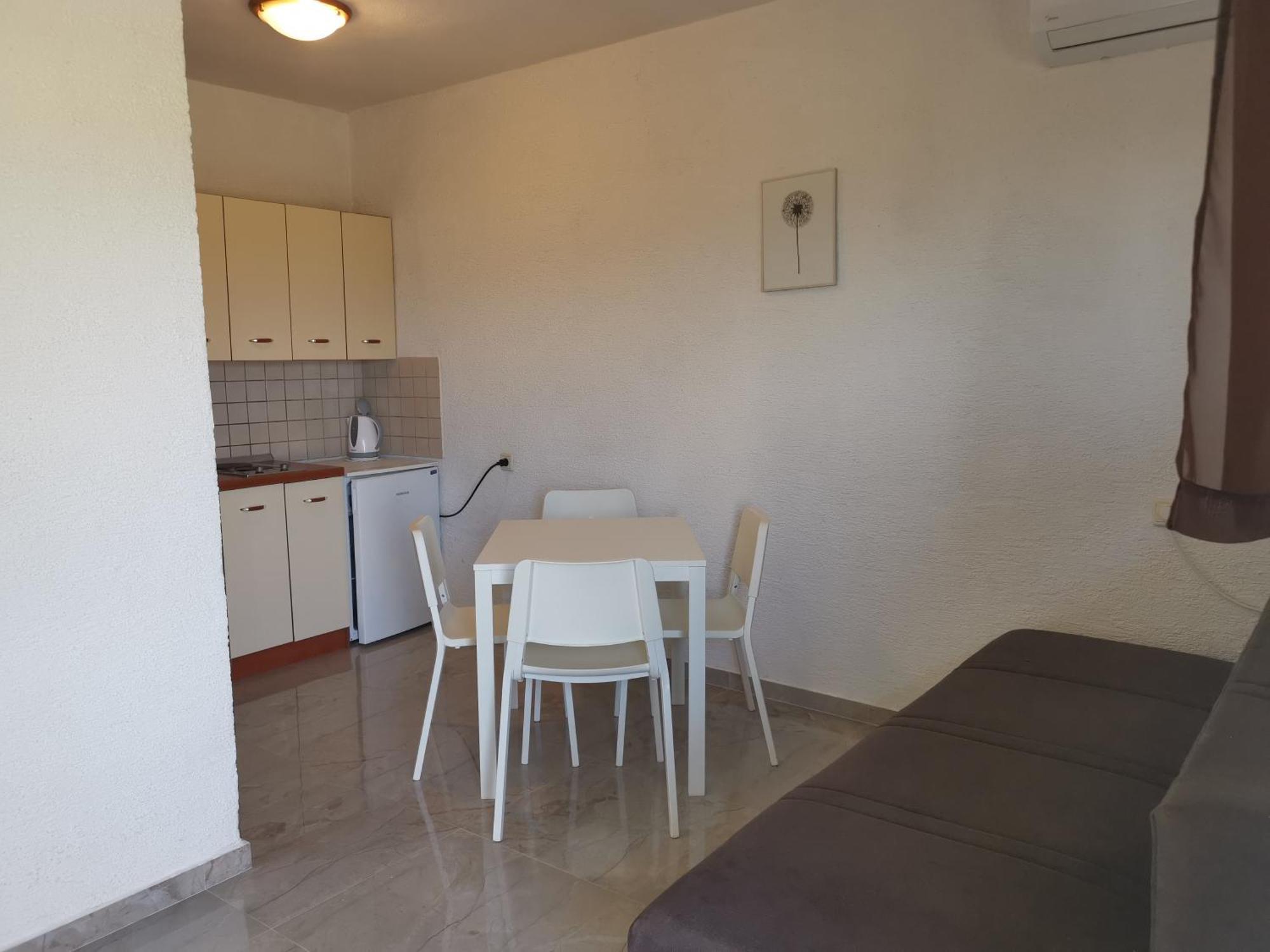 Apartment Monika *